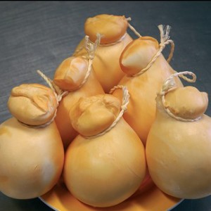 Caciocavallo affumicato (Campania)