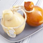 Scamorza di bufala bianca e affumicata