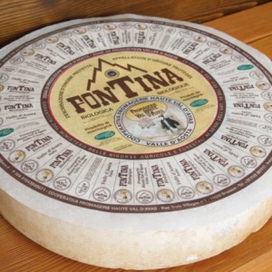 Fontina DOP Bio, più quantità e più qualità
