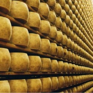 L’editoriale / Stagionatura su assi di legno non igienica: forzatura della Fda Usa 