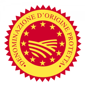 Grana Padano e Parmigiano Reggiano trascinano l’export delle Dop