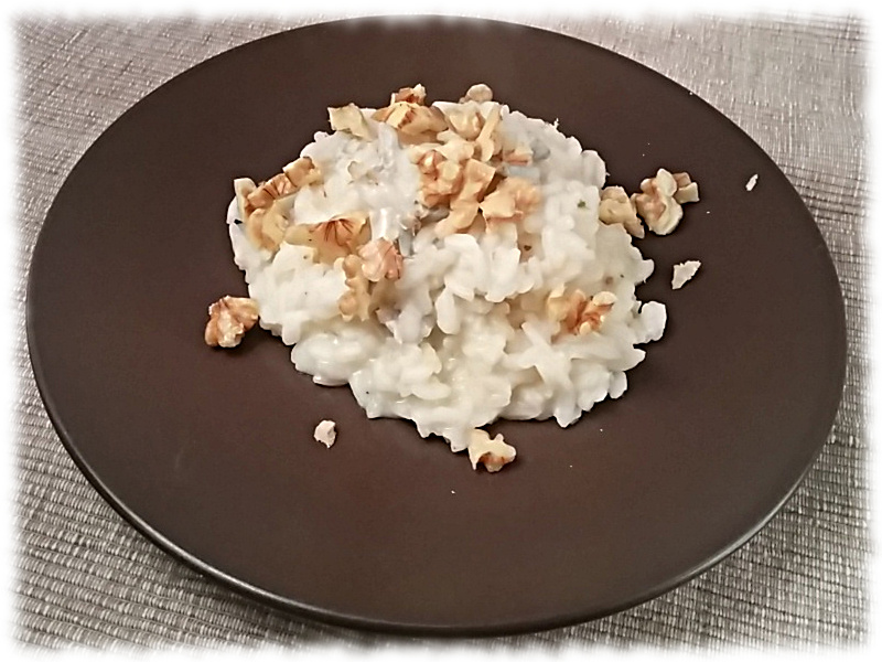 Gorgozola e noci, così un risotto stupisce per gusto e profumo