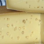 Il latte crudo è un cibo pieno di vita