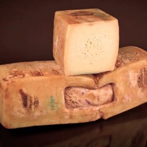 Ragusano, il formaggio che racchiude il profumo dei monti Iblei